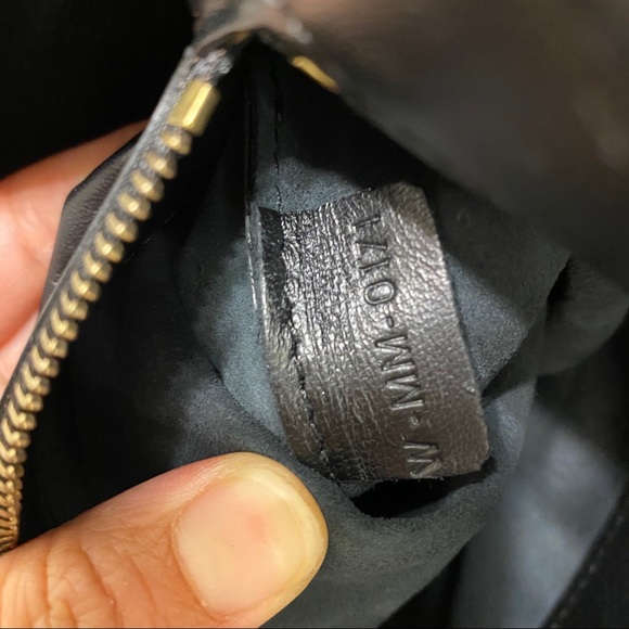 [SOLD]Authentic Celine Horizontal Bi-cabas tote - Picture 9 of 10